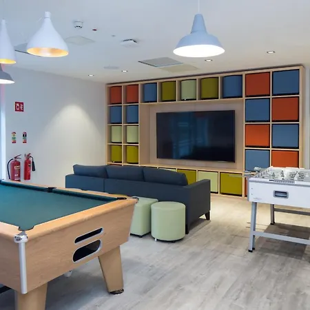 Apart-hotel The Westwood 4*