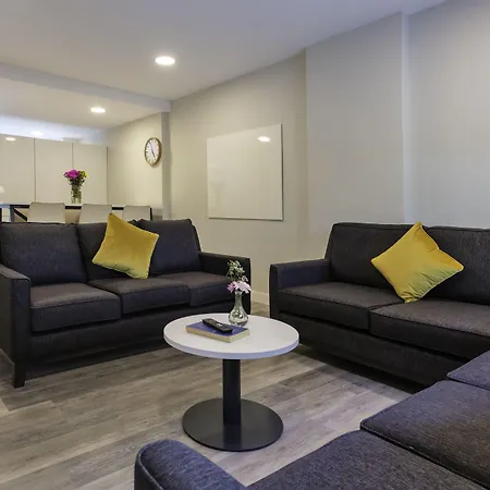 The Westwood شقة فندقية غالواي